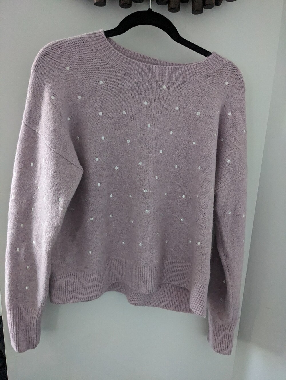 RW &Co Women's Polka Dot Lilac Crewneck Sweater - Size US M